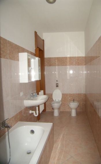 Trilocale con garage e terrazzo Arese - Altre fotografie