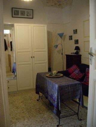 Bilocale arredato con balcone Martina Franca