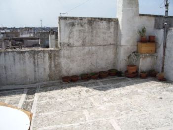 Bilocale arredato con balcone Martina Franca