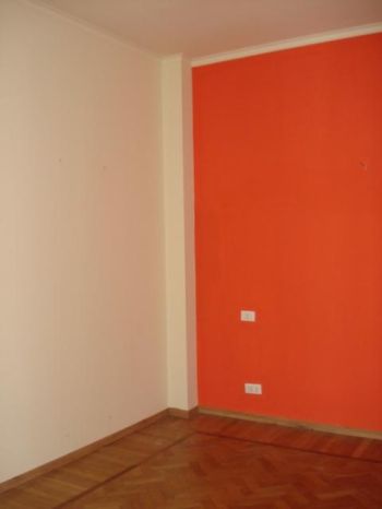 Casa con balcone Castelletto