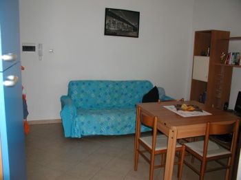 Bilocale ristrutturato - Sala