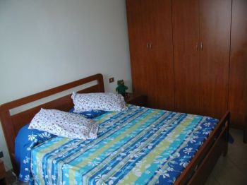 Bilocale ristrutturato - Camera da letto