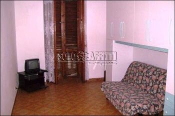Bilocale arredato con balcone Barriera milano