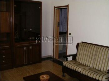 Trilocale arredato Centro