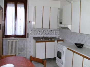 Trilocale arredato Centro