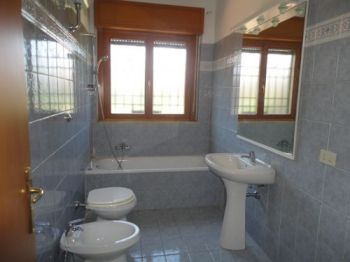 Villa con giardino e garage Eur, laurentino, checchignola, montagnola, fonte meravigliosa - Altre fotografie
