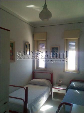 Trilocale arredato con balcone Roccalumera