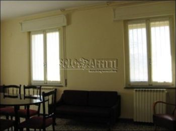 Villa arredata con garage Compiano