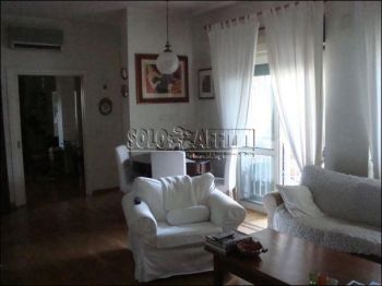 Appartamento arredato con balcone Palese