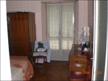 Appartamento con giardino e balcone