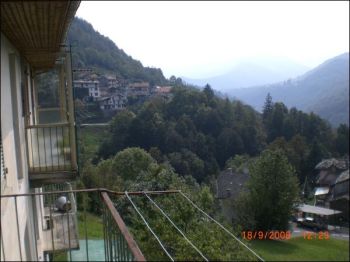 Appartamento con giardino e balcone