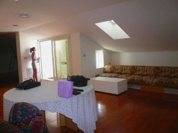 Attico arredato con terrazzo Centro - Altre fotografie
