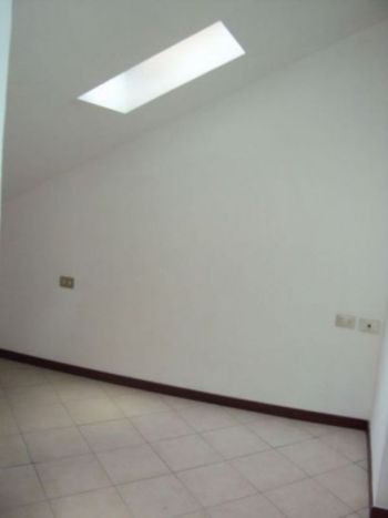 Trilocale con balcone Bocconi, c.so italia, ticinese - Altre fotografie