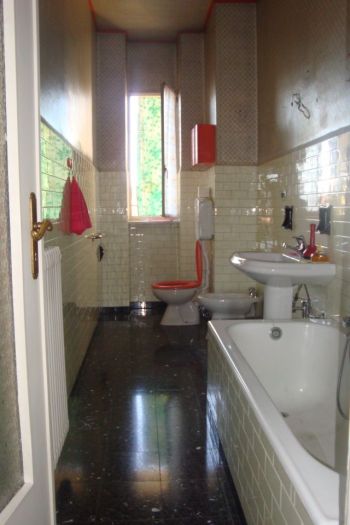 Ampio e luminoso appartamento - Bagno