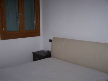 Appartamento arredato con posto auto