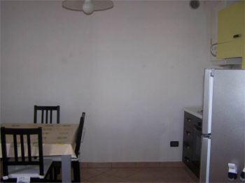 Appartamento arredato con posto auto