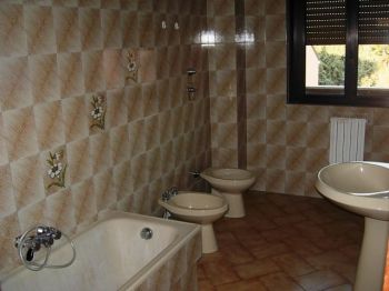 Trilocale in villa, no spese condominial - Bagno