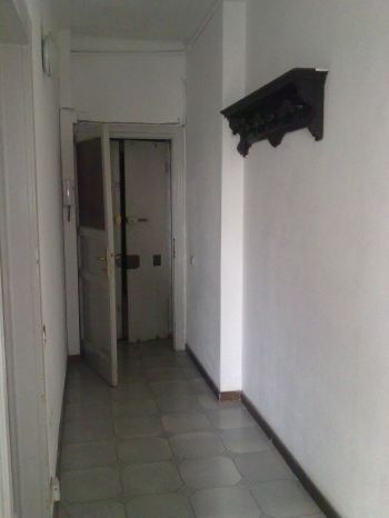 Ampio trilocale arredato
