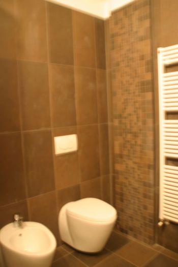 Ottimo bilocale luminoso - Bagno