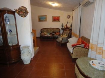 Villa arredata con giardino Olbia