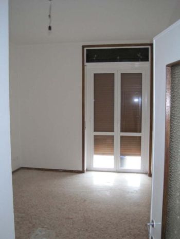 Trilocale con balcone Arluno