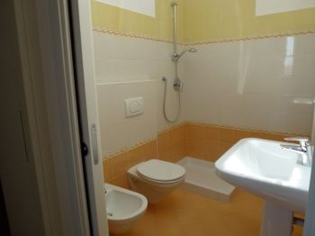 Delizioso attico nuovo - Bagno