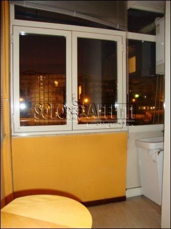Casa con garage e balcone Fleming