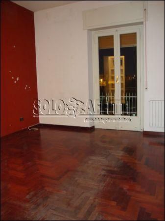 Casa con garage e balcone Fleming