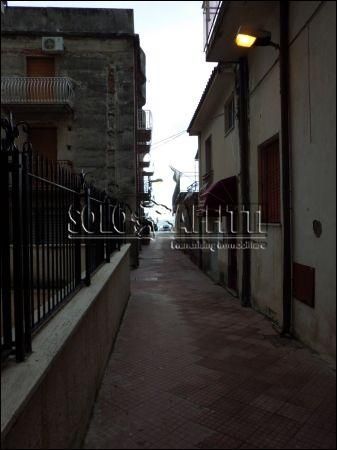 Appartamento arredato con balcone Centro
