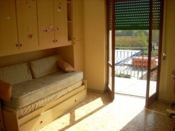 Appartamento arredato con balcone Scampia - Altre fotografie