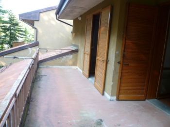 Casa da ristrutturare con posto auto - Altre fotografie