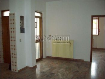 Villa con posto auto e terrazzo Cappelle Sul Tavo