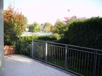 Appartamento con giardino e terrazzo - Altre fotografie