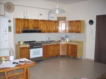 Trilocale arredato con balcone Venetico