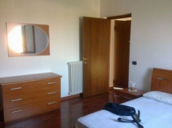 Bilocale arredato con terrazzo Centro - Altre fotografie