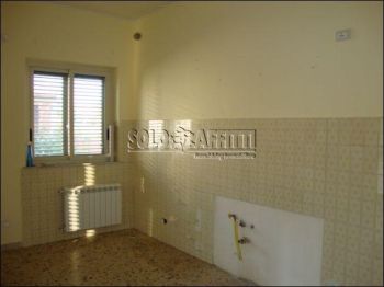 Appartamento con terrazzo e garage Valle allegra