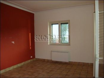 Appartamento con terrazzo e garage Valle allegra