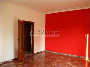 Appartamento con terrazzo e garage Valle allegra