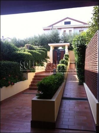 Villa arredata con terrazzo Citta' Sant'angelo