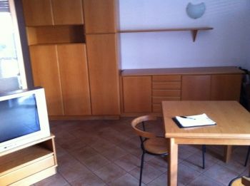 Bilocale con terrazzo Milano bande nere - Terrazza