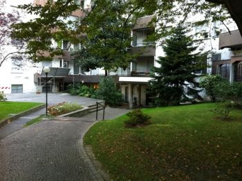Bilocale con terrazzo Milano bande nere - Terrazza