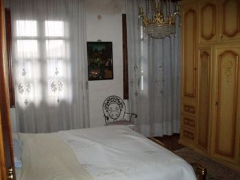 Villa con posto auto e balcone Fiesso d'Artico