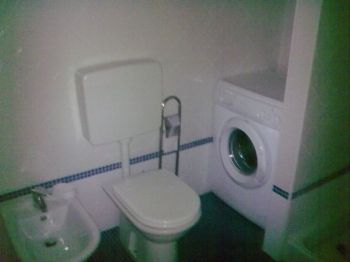 Bilocale con posto - Bagno