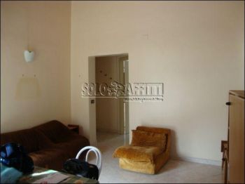 Appartamento arredato con balcone Picanello