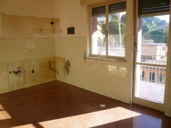Trilocale con terrazzo e posto auto - Altre fotografie