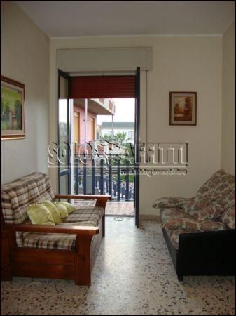 Villa arredata con balcone Lungomare