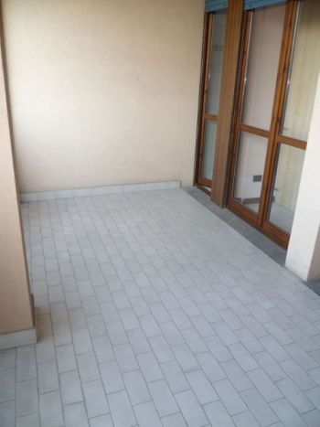 Monolocale arredato con terrazzo Bollate - Altre fotografie