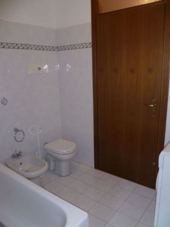 Monolocale arredato con terrazzo Bollate - Altre fotografie