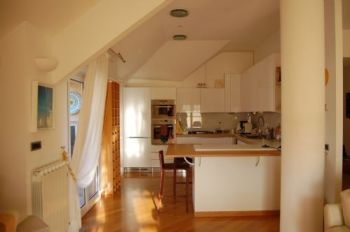 Attico con terrazzo e aria condizionata - Altre fotografie