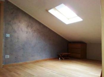 Trilocale con balcone Avellino